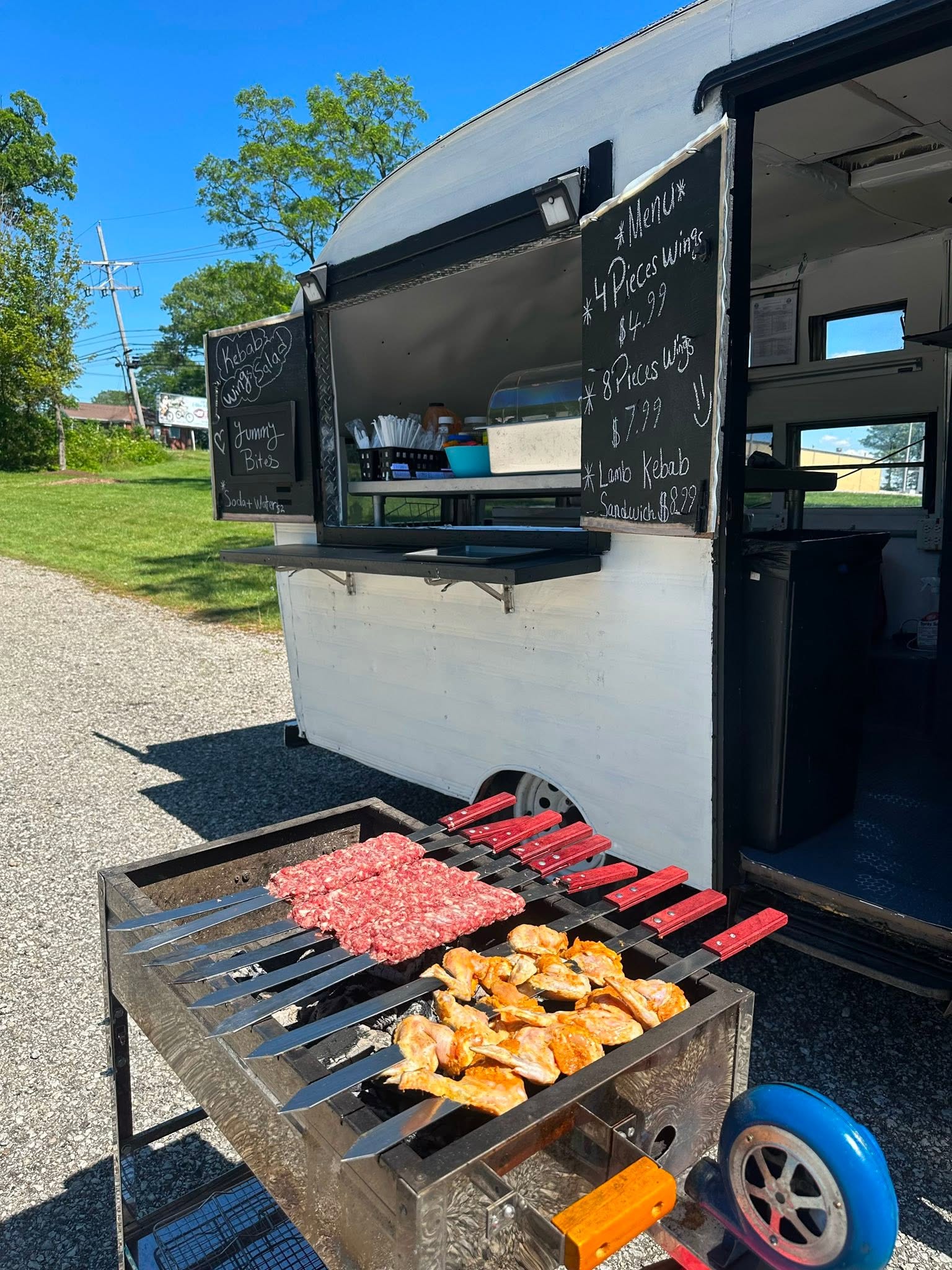 Food Truck: Yummy Bites